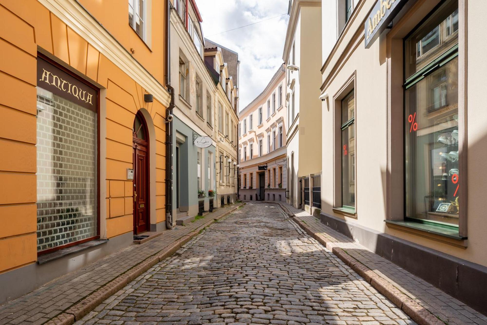 Old Town 1-Bedroom Apartment Riga Bagian luar foto